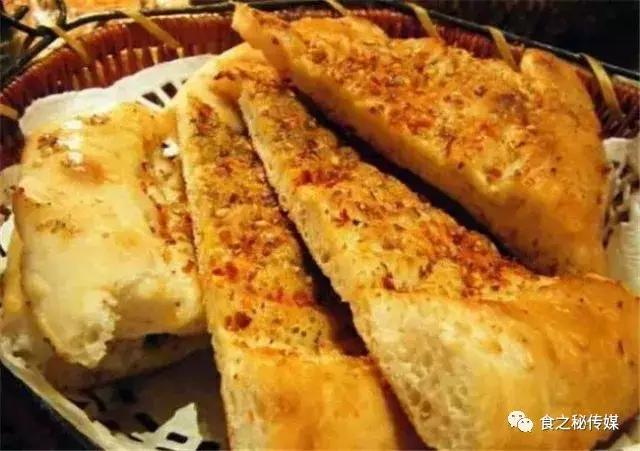 全新疆最好吃的烤全羊,阿塞拜疆烤全羊美食