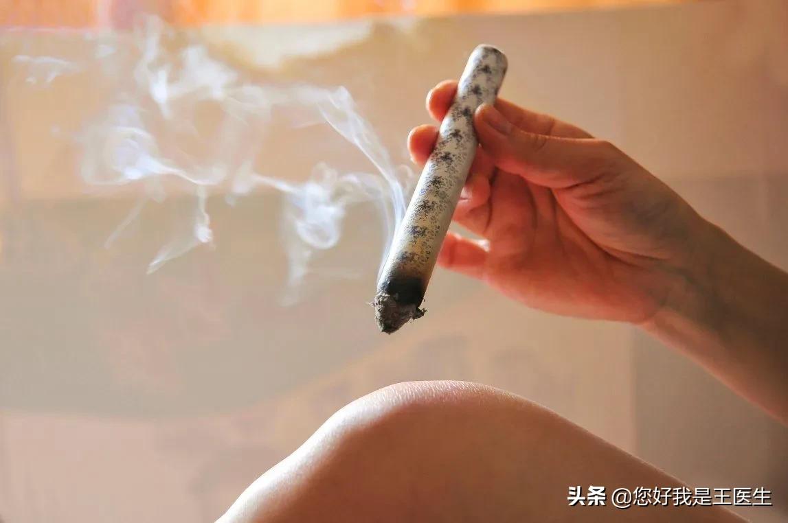 中频脉冲电治疗膝关节方法,低中频调理膝关节手法
