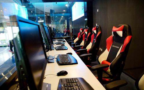 北大青鸟有电竞班嘛,北大青鸟电竞学院