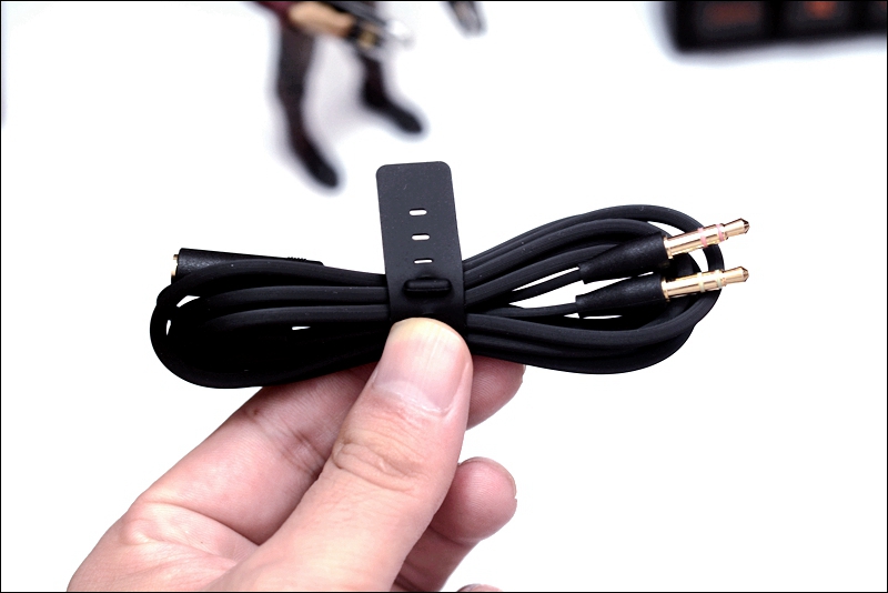 雷蛇入耳式游戏电竞耳机推荐,雷蛇头戴式电竞游戏耳机推荐