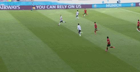 书成大战莺北,足球世界杯c罗葡萄牙