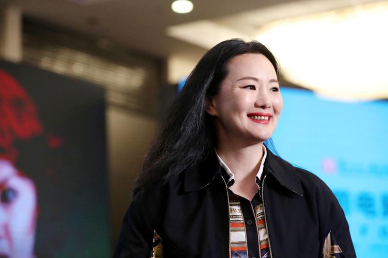 有皱纹依旧很美的女明星,皮肤松弛长皱纹的女明星