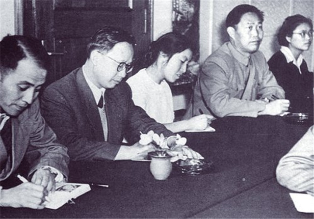 钱伟长多高,钱伟长身高从1米49增长到1米65