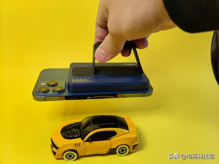 努比亚无线磁吸充电宝,努比亚磁吸无线充电宝