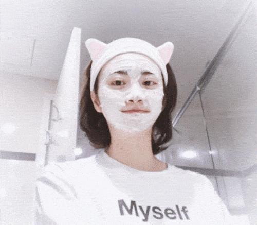 护肤为何毛孔变大脱皮,护肤为什么老闷痘