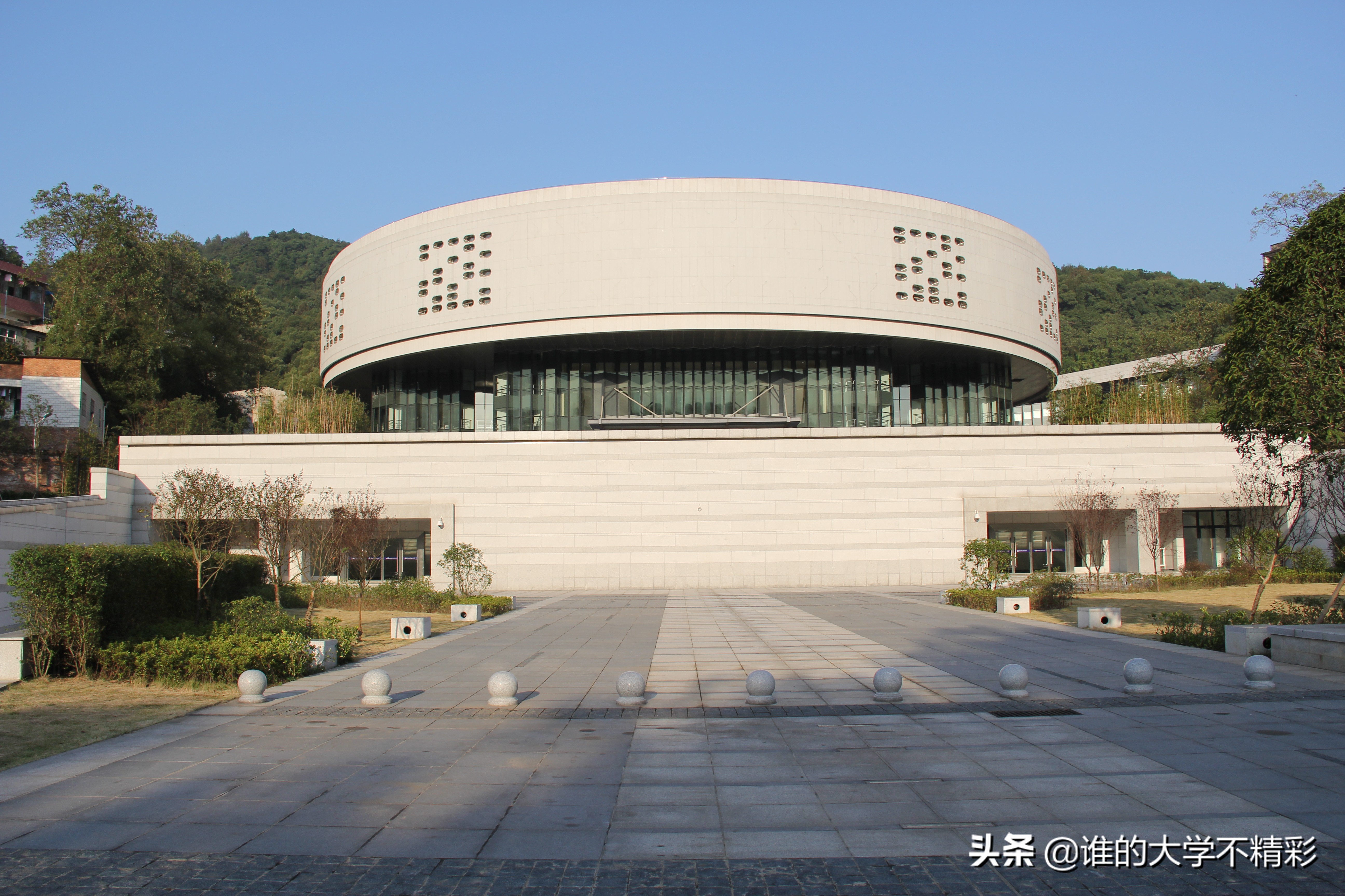 这几所大学被称为“机械四小龙”，清华大学机械很强，但不在其中