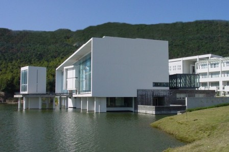 他与妻子校园相恋，与贝聿铭、库哈斯齐名，是获这项大奖的中国第一人！