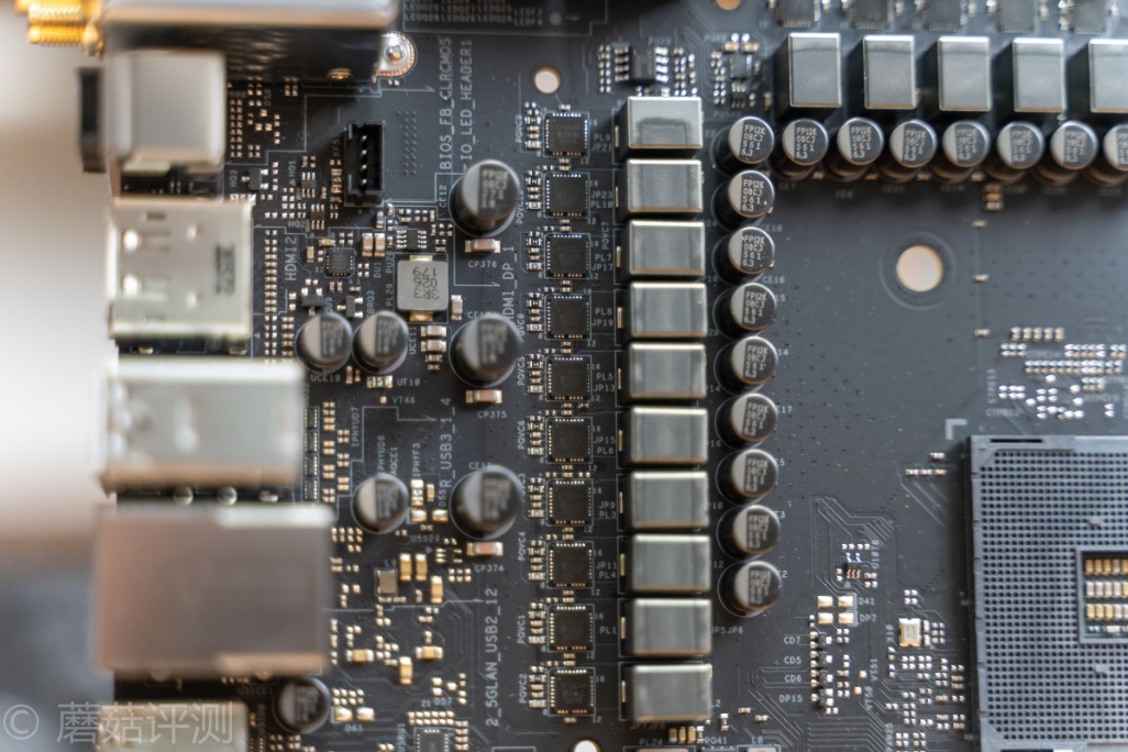 技嘉b550大雕主板评测,华擎x570太极雷蛇怎么样