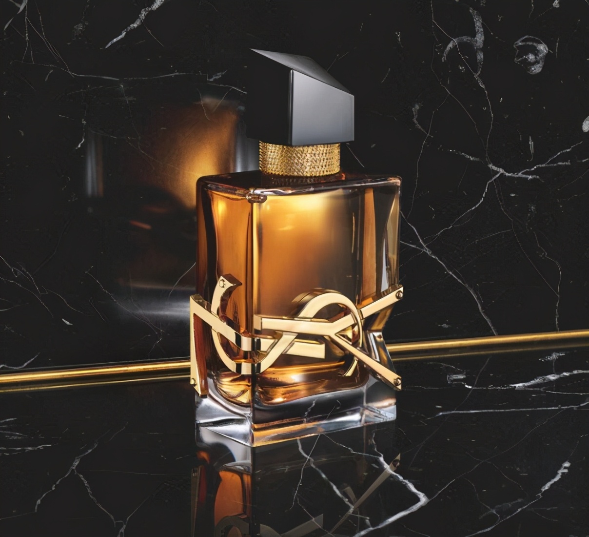 香味持久好闻的女士香水排行榜,最好闻的女士花香味道香水