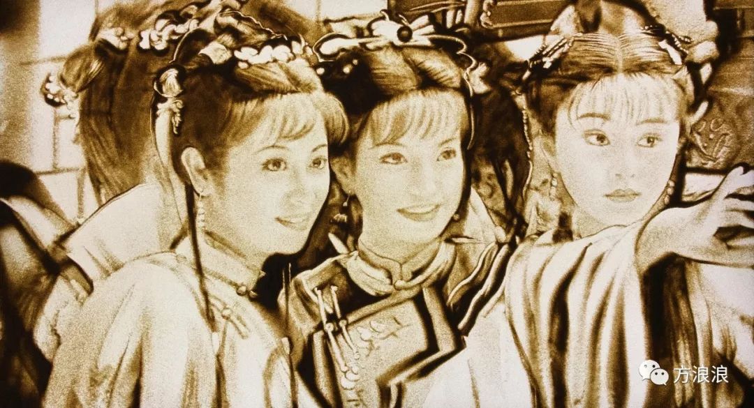 90后小伙手掌画画惊艳众人,神仙手男