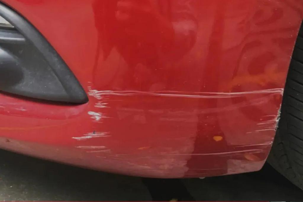 车辆剐蹭如何处理对方没有交强险,自己剐蹭车门可以走交强险吗