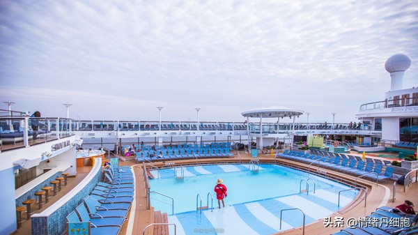 皇家加勒比邮轮量子号新加坡出发,皇家加勒比海洋量子号邮轮之旅