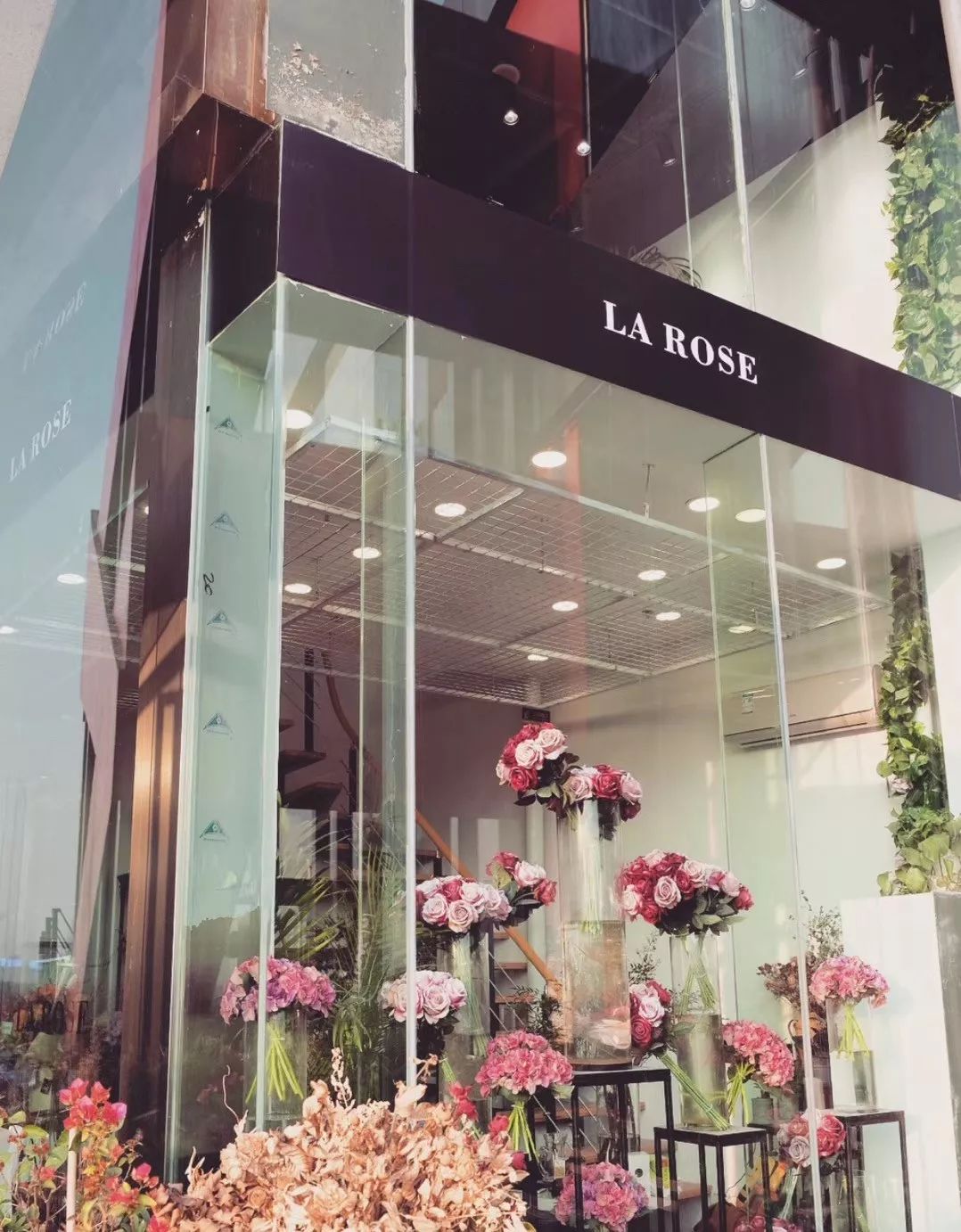 花艺是花店吗,花店还是花艺工作室