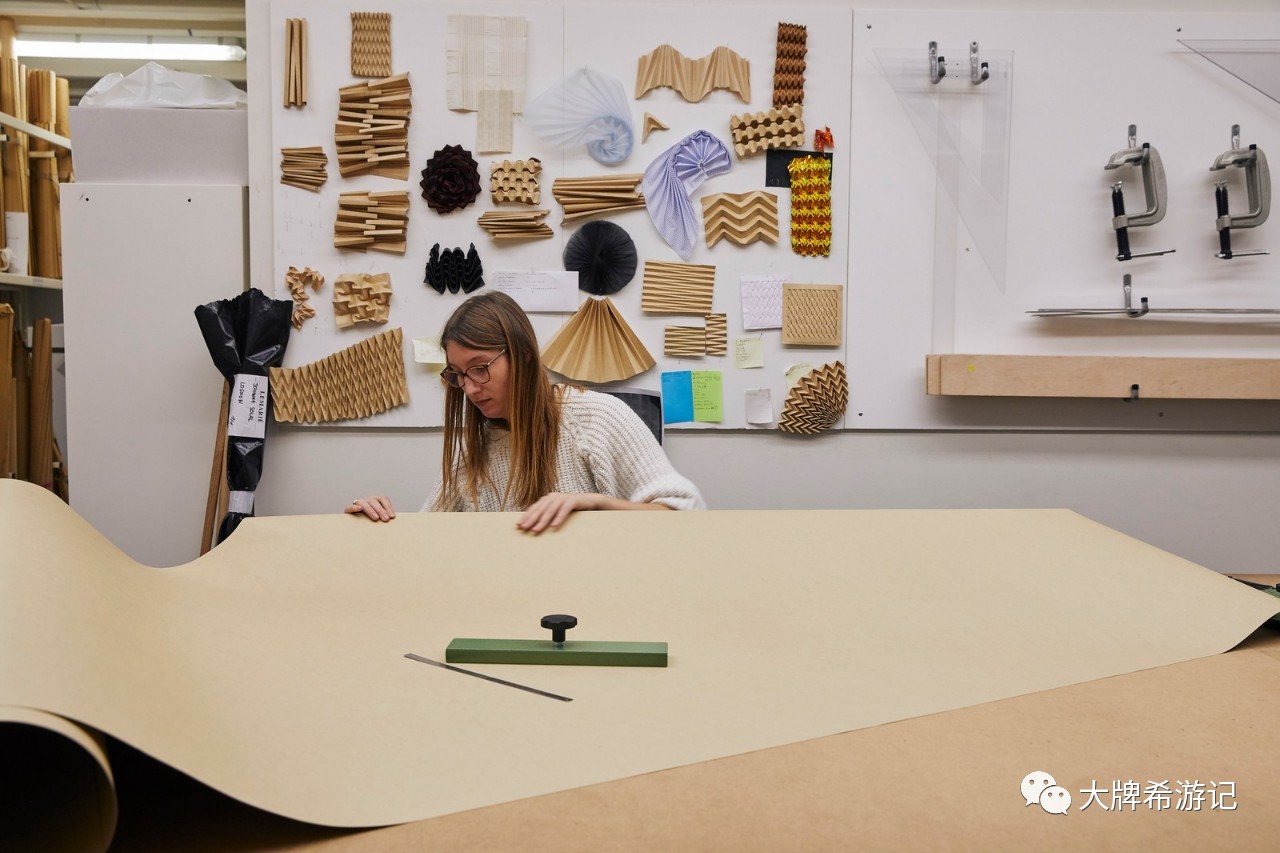 香奈儿chanel2024春夏高级成衣系列,chanel卖衣服