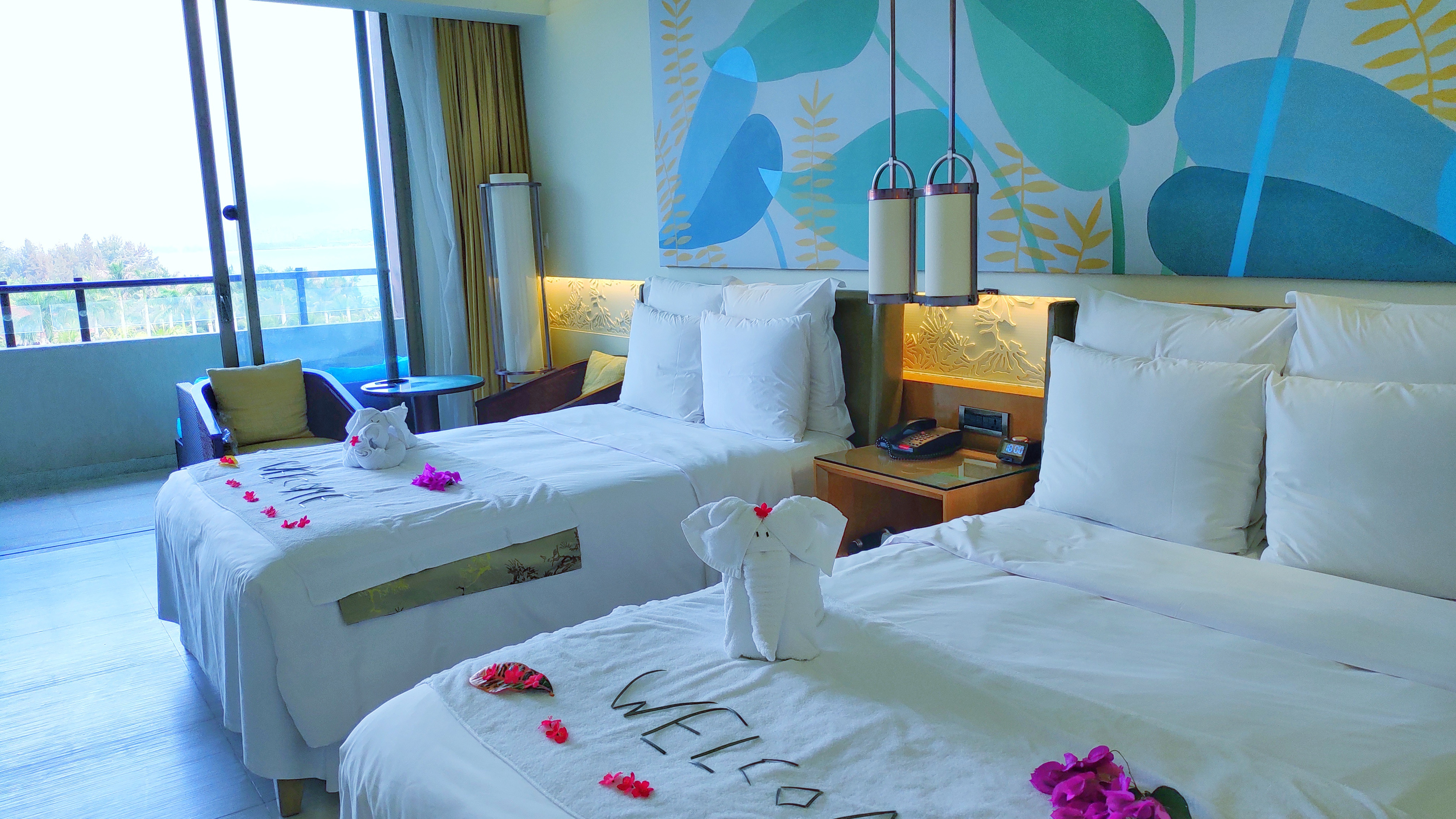 三亚如何找性价比高的住宿,三亚的高端酒店怎么选