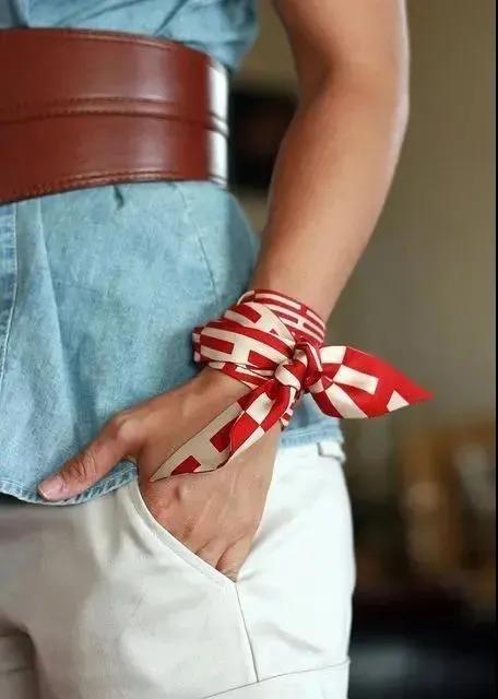 长丝巾古装系法3米长1.5米宽丝巾,长条丝巾配衬衣的系法简单又漂亮