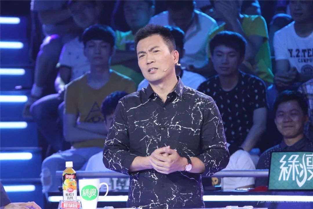 离开央视的四位主持人现状,54岁离开央视主持人有哪些