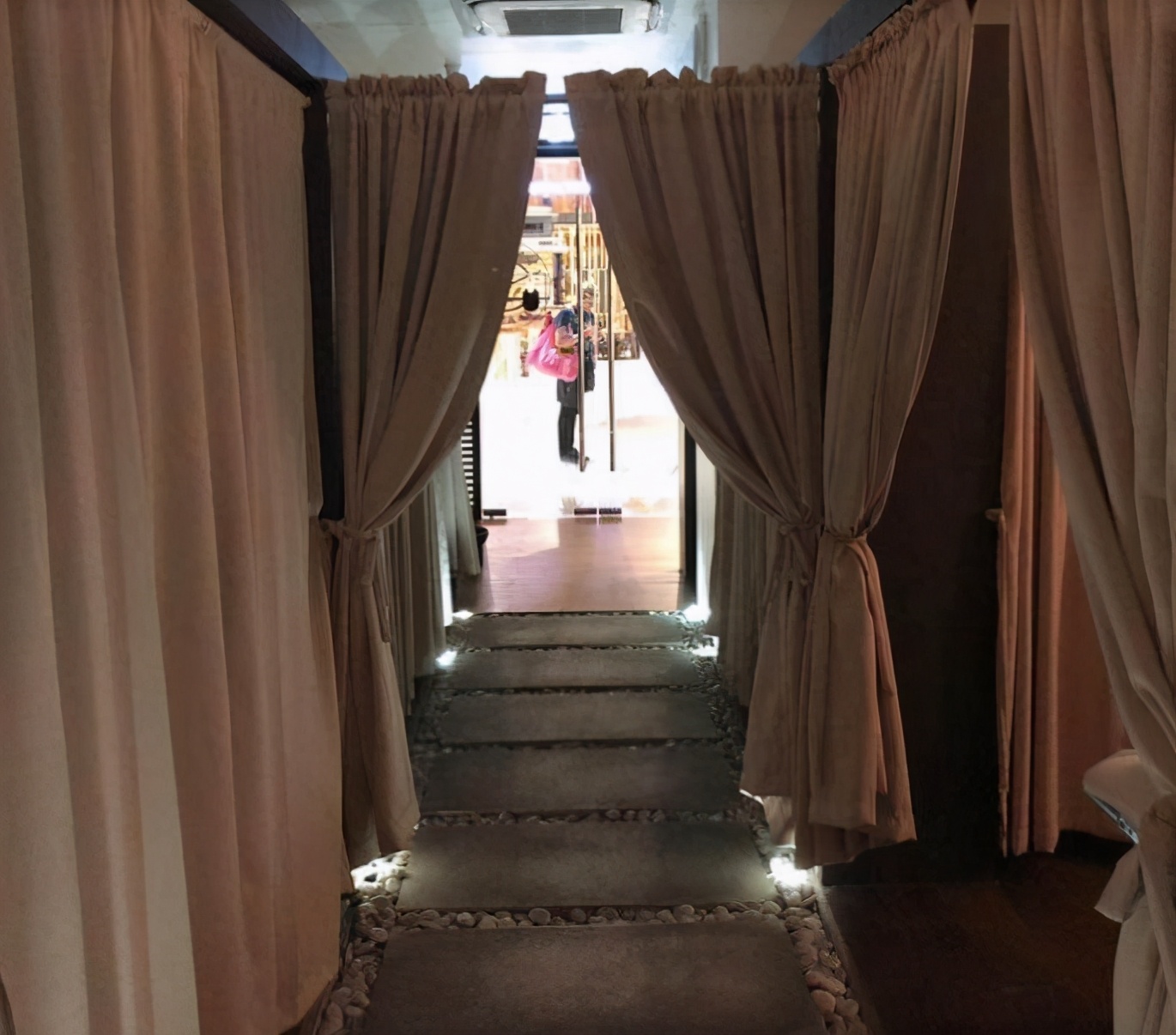 菲律宾马尼拉机场游玩攻略,菲律宾宿务值得去的地方