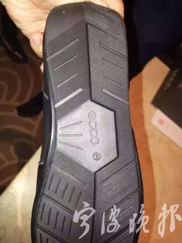 在宁波各酒店搞这种品牌的皮鞋专卖会，老板却从不露面！警方找上门发现