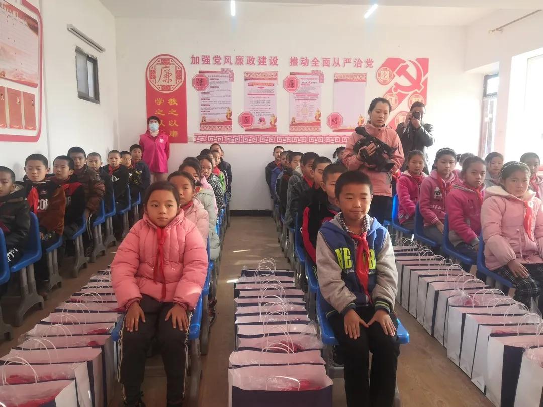 “多一克温暖”第七次起航（一）