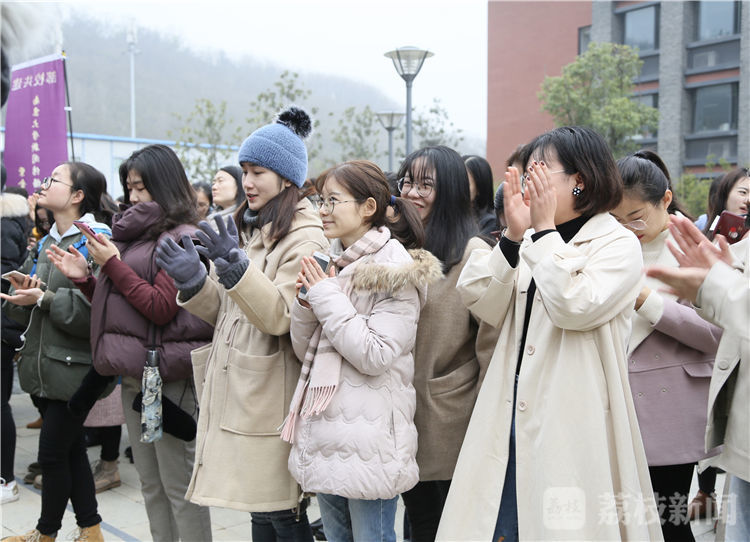 1万平米汇聚高水平新闻人才!这座大楼在今天正式移交启用