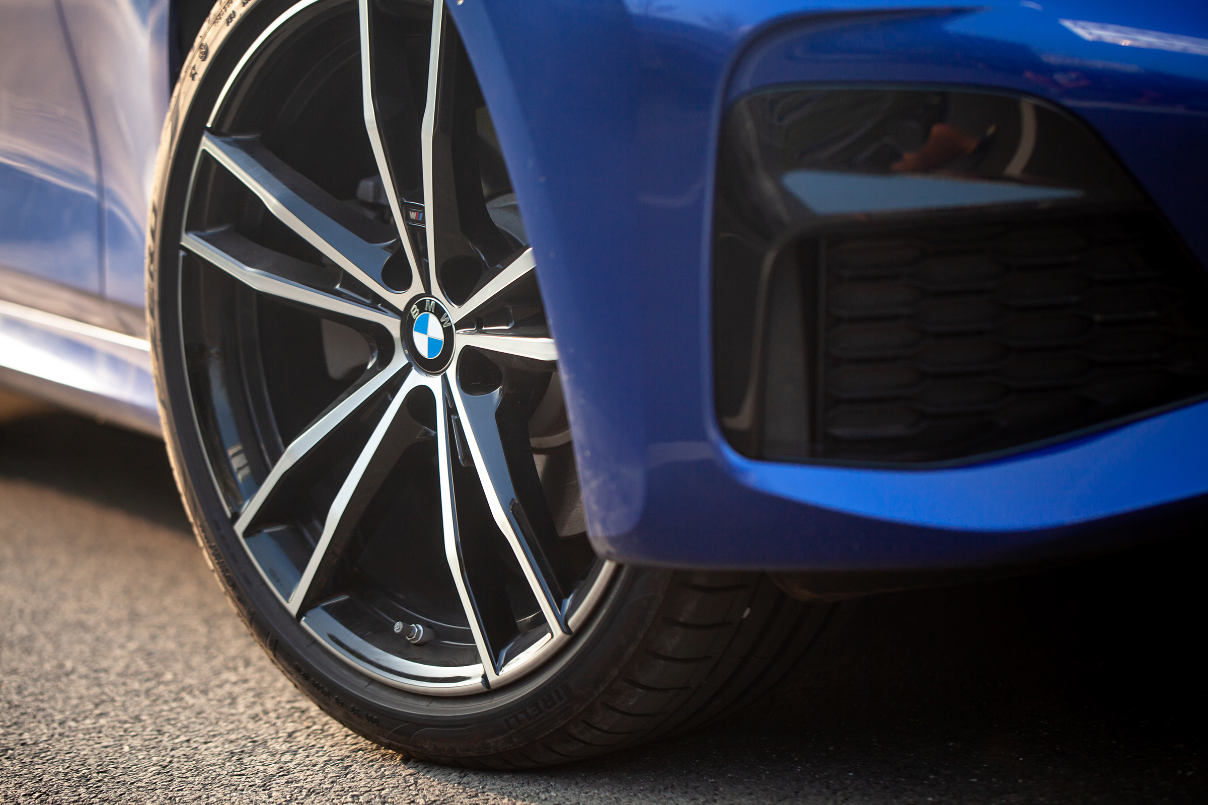 宝马330li试驾测评,宝马330li试驾感受