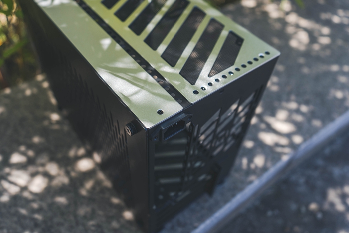 #试吃黑苹果BigSur——机械大师C28手提箱装机