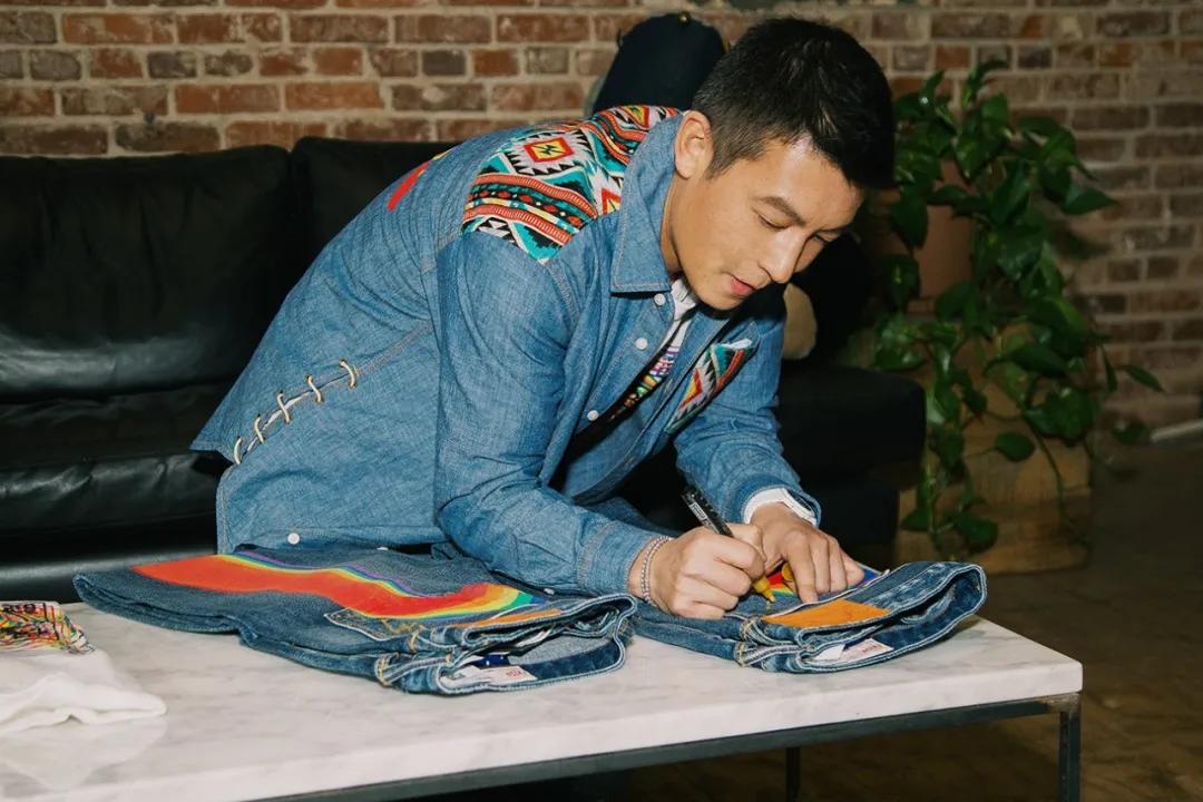 2019最流行的牛仔,总有一款牛仔让你肆意洒脱又时尚