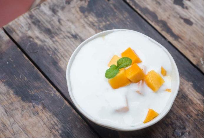 大芒果怎么吃才能好吃,皮薄的带核大芒果怎么吃