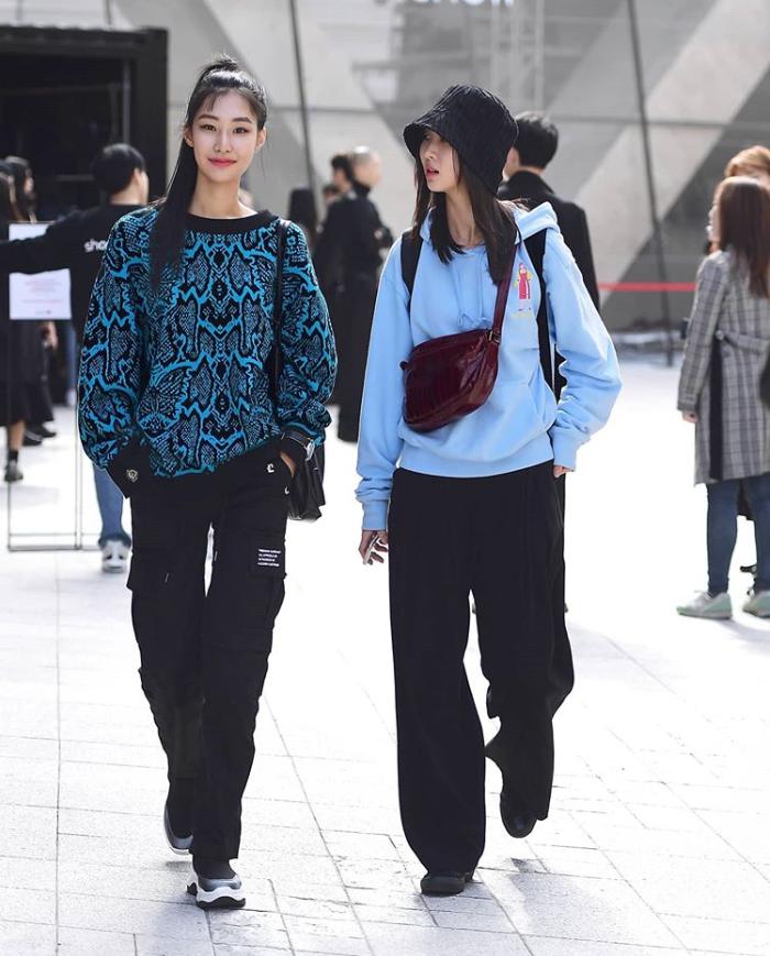 韩国街拍闺蜜装,韩国时尚秀穿搭