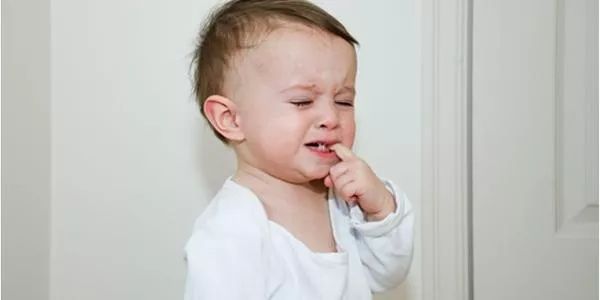 出牙期怎么去保养,一生4个阶段的护牙要点你知道吗