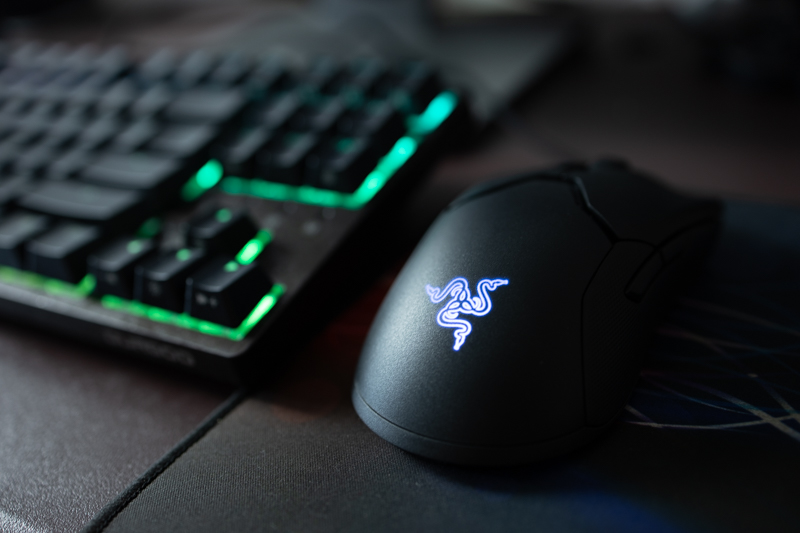 雷蛇razer毒蝰有线鼠标20000dpi,razer雷蛇鼠标三丽鸥测评