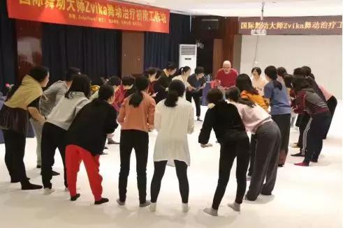 Zvika派索Pesso戏剧舞动￨国际舞动大师带你进行一场时光机的旅程