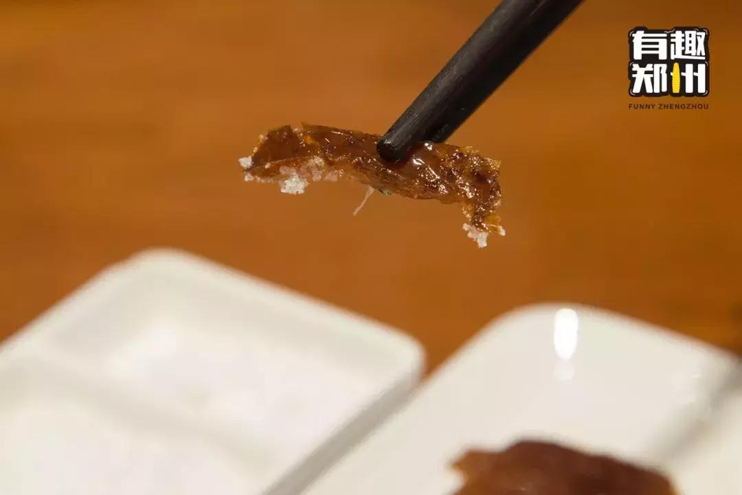 称霸紫荆山商圈40年的老店里，藏着郑州的人间烟火