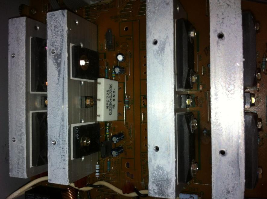 修一台建伍高端功放内部线路不亚于一台黑白电视机