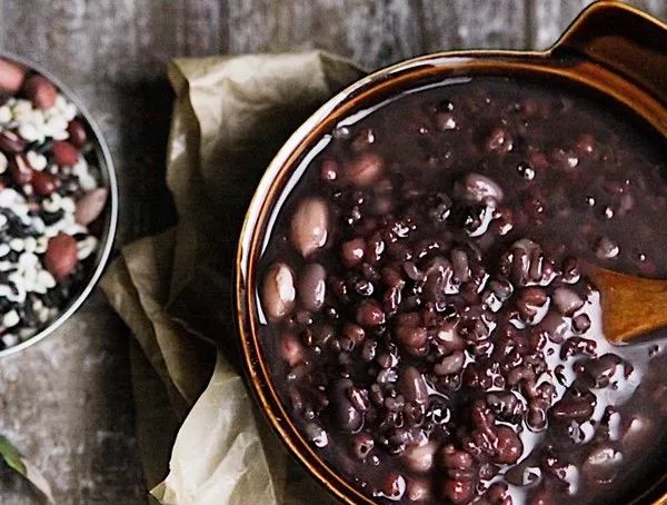 手脚抽筋不能吃什么,老年人手脚抽筋补钙哪种钙片最好