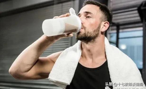 健身减脂要不要吃蛋白粉,健身要吃蛋白质粉还是增肌粉