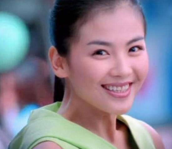 刘涛豪门婚姻背后的故事,刘涛从草根到国民贤妻大起大落