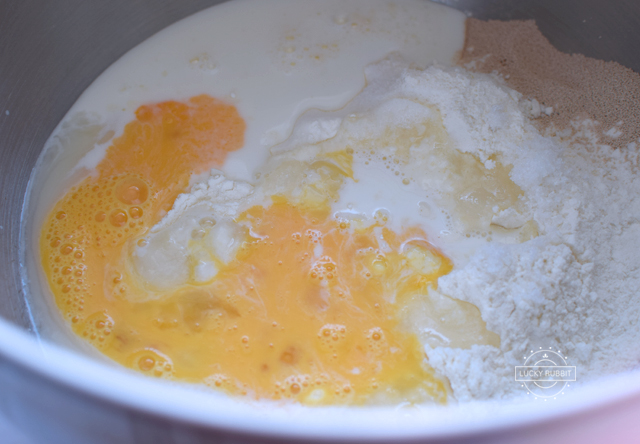 吐司怎么烤出来后是平整的,如何使再次烘烤的吐司柔软