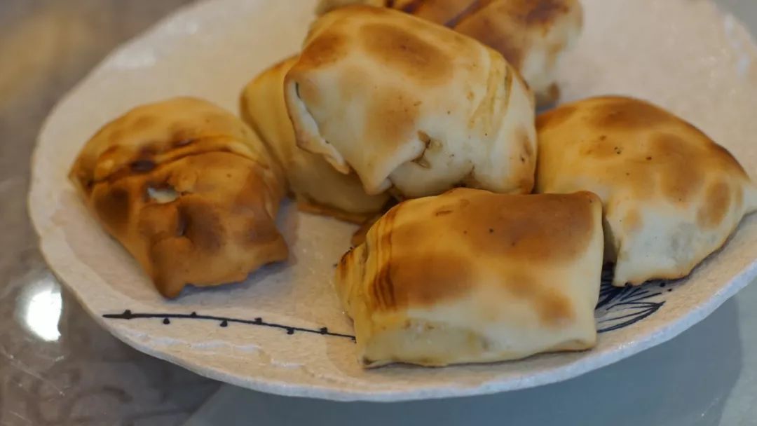 *疆新**早餐美|三步一娜扎，五步一热巴