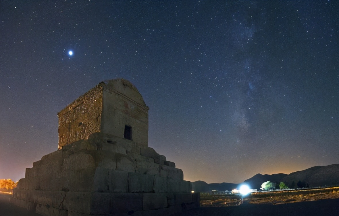 马超为什么被称为神威天将军之子,马超具有怎样的品德和精神