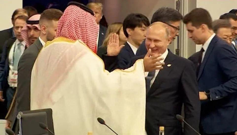 沙特为何降低油价,沙特油为什么降价了