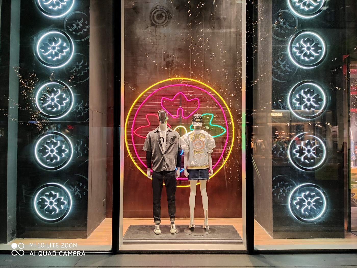 小米10青春版详细测评,小米10青春版测评刺激战场