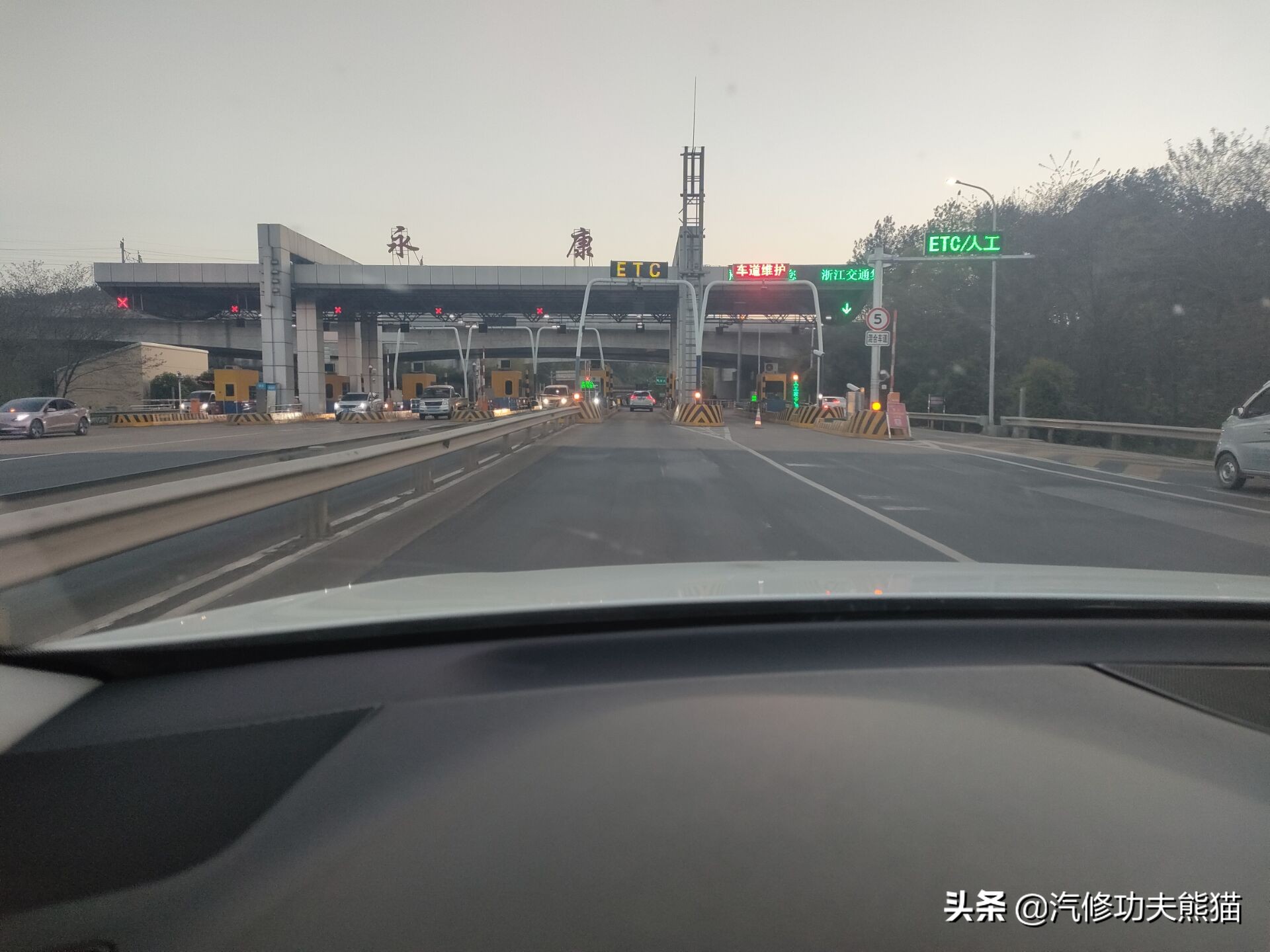 2011款奥迪q5烧机油怎么彻底解决,奥迪q5三代ea888发动机烧机油原因