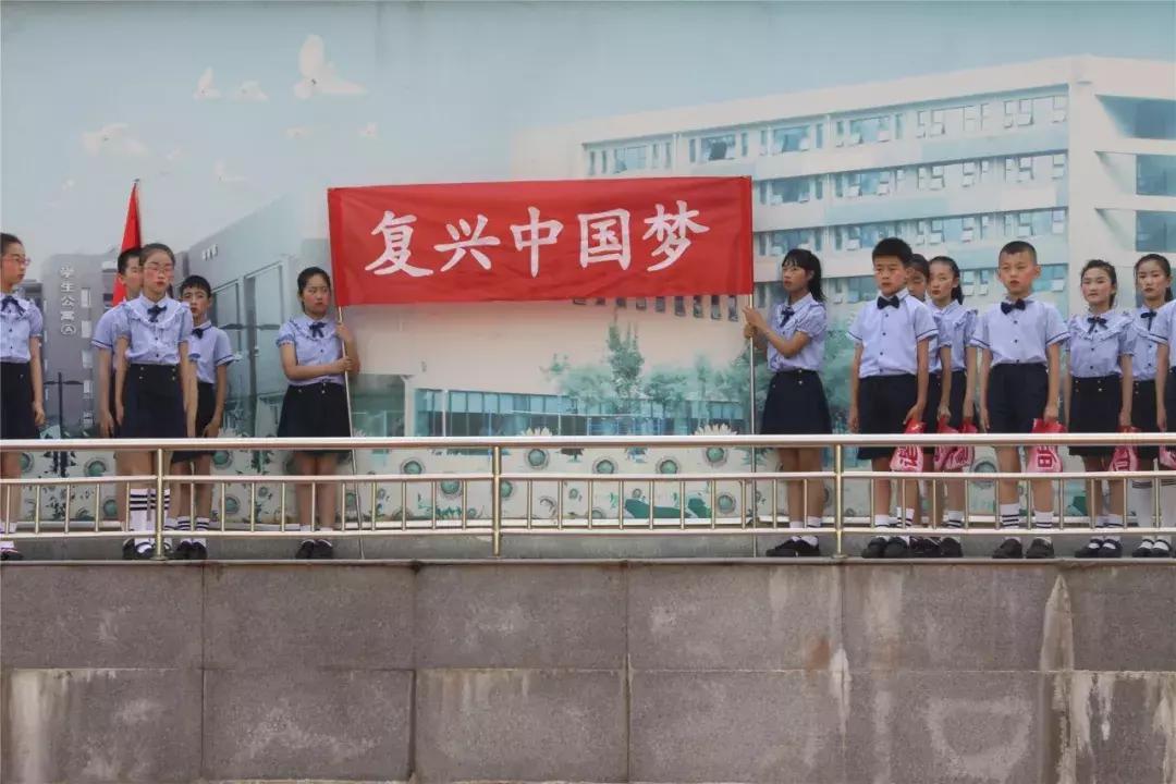 传红色精神承家国情怀,传红色精神做有志少年征文