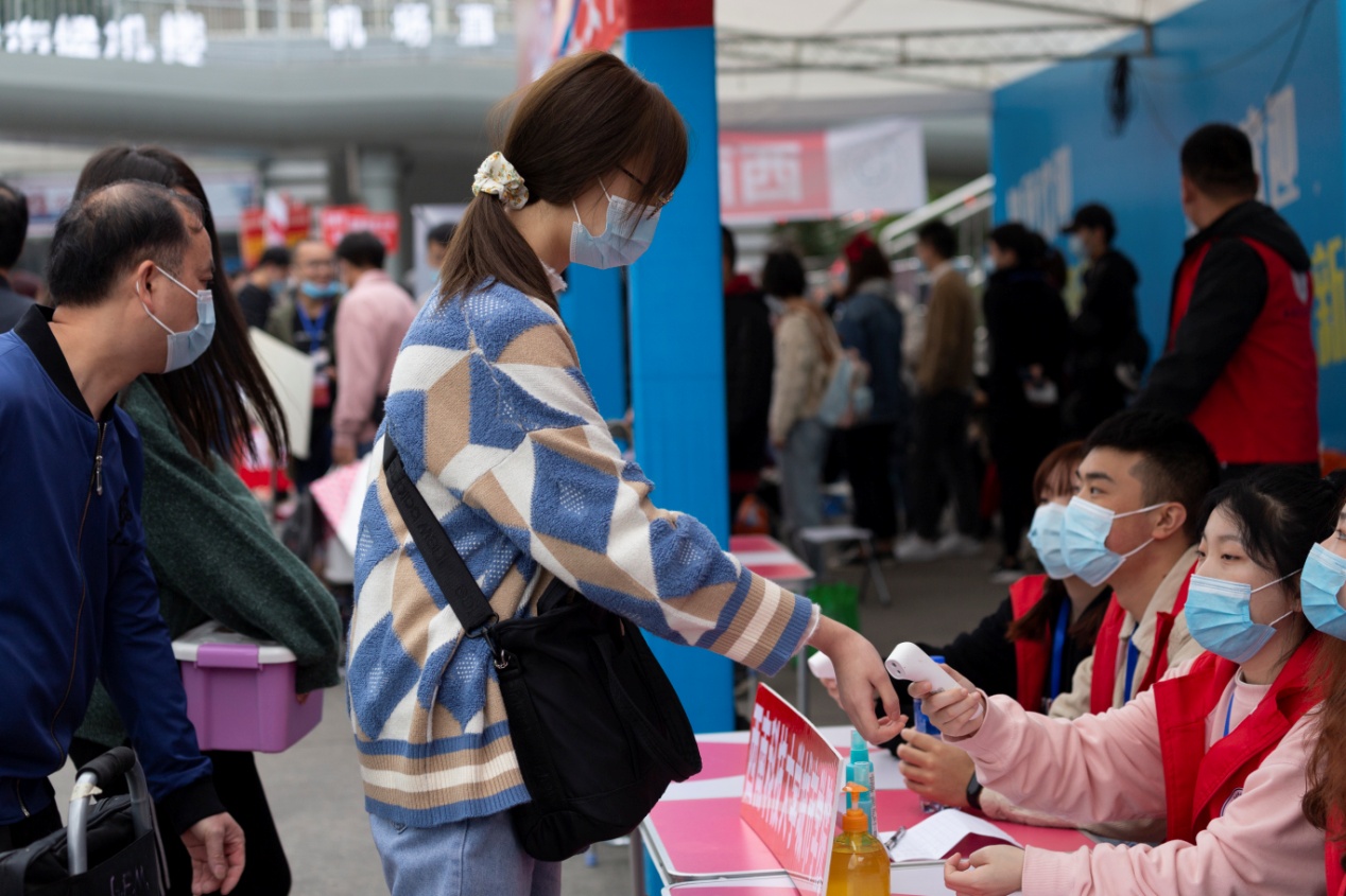 西城迎新，从“心”开始——西南科技大学城市学院迎新工作纪实