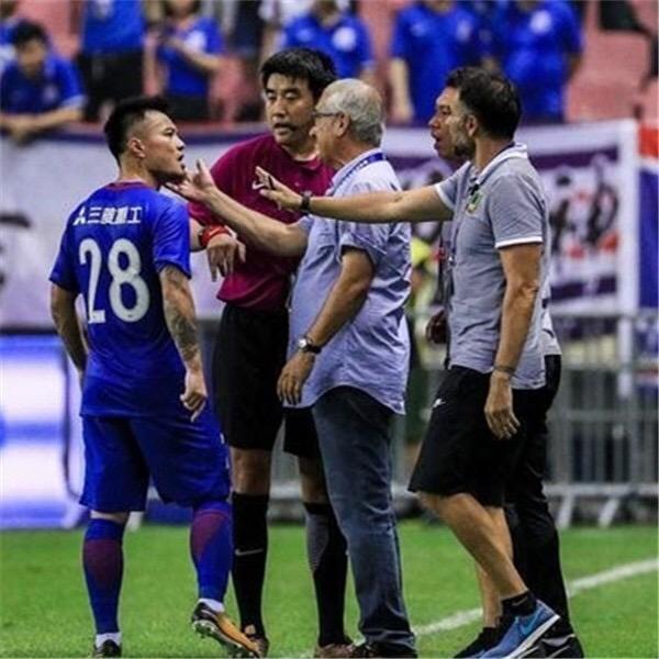 对球队犯错误兄弟的义气，恰恰是在害了他们