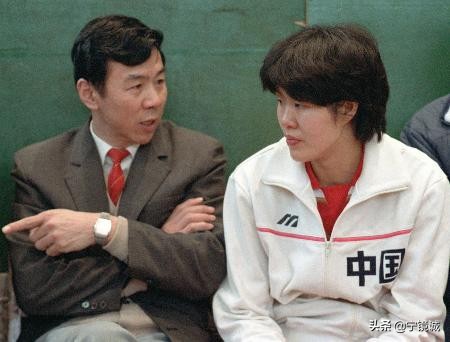 女排世界杯11连胜郎平流泪,中国女排世界杯11连胜卫冕