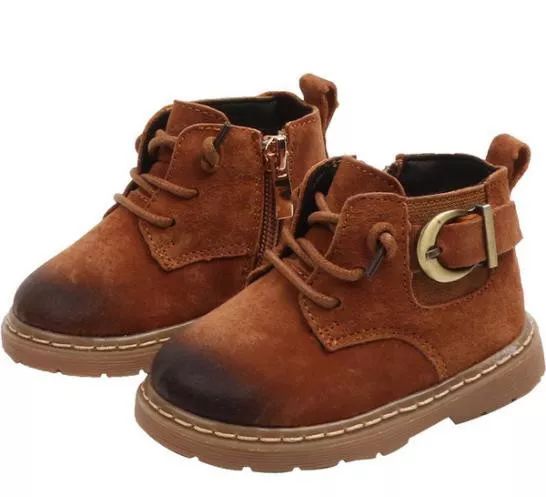 脚踝受伤穿硬底鞋还是软底鞋,小孩穿哪种鞋对脚踝好