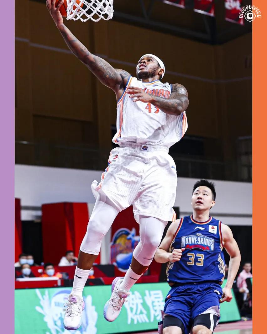 CBA球鞋面面观｜除了快来的尼克杨，他们脚下的球鞋同样有看点